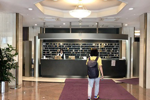 直進すると直ぐにサンロード